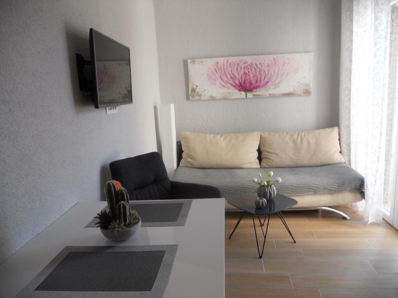 Apartments Mihalic I Башка Экстерьер фото